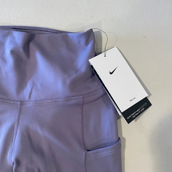Nike One Dri-Fit Purple High Rise 8” Length Athletic Biker Shorts Sz XS NWT - Picture 2 of 7